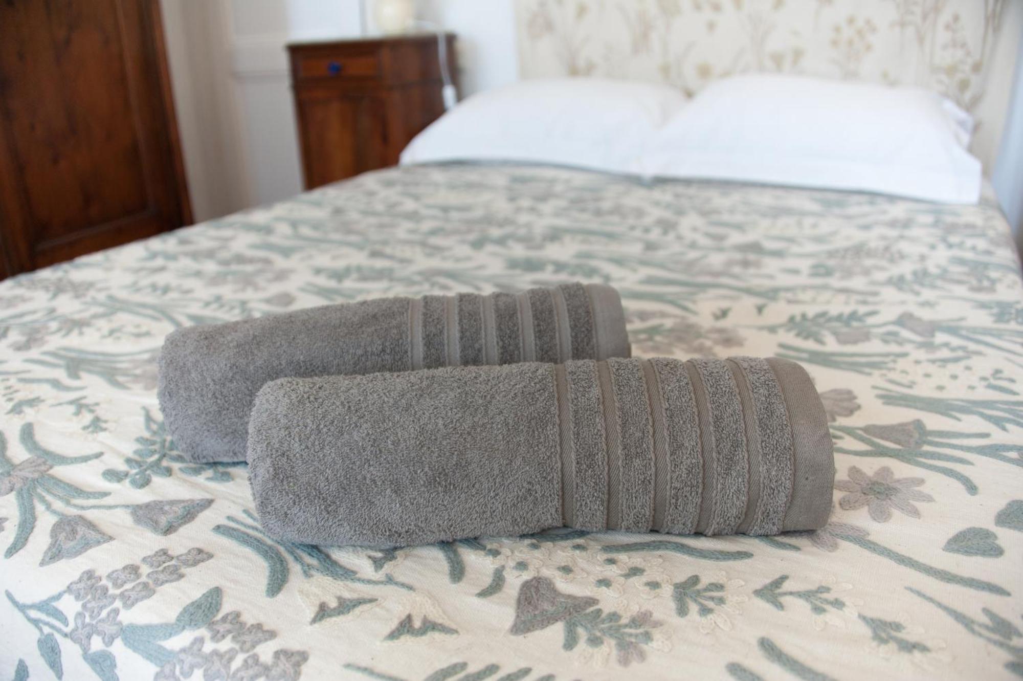 Maison Pelissier Bed And Breakfast With Sweeming Pool Cuxac-dʼAude 外观 照片
