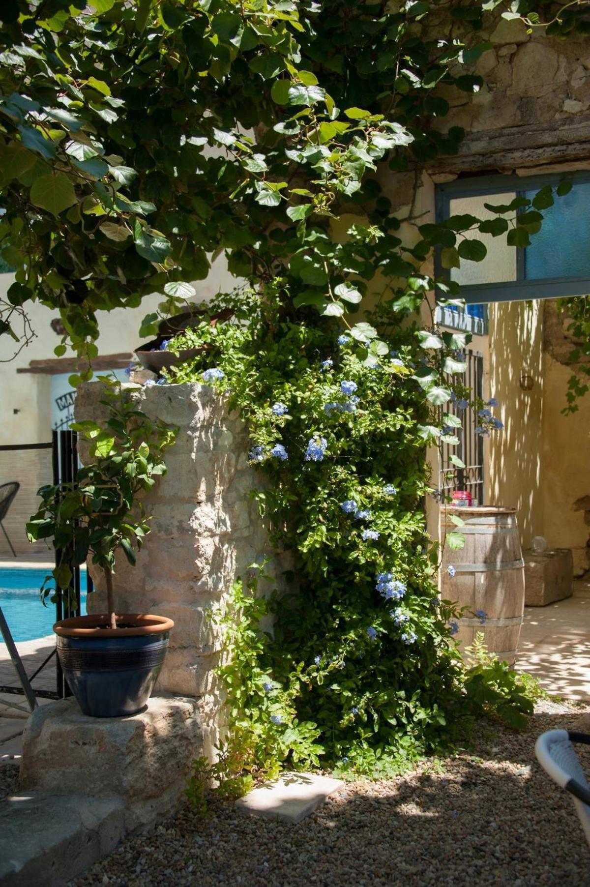 Maison Pelissier Bed And Breakfast With Sweeming Pool Cuxac-dʼAude 外观 照片